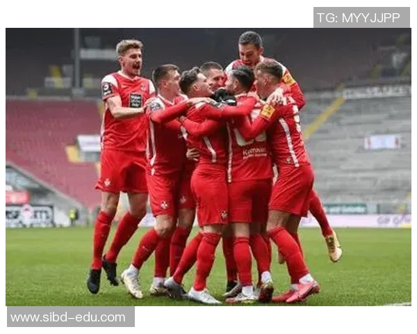 2018年科隆与波鸿激战回顾:一场精彩的德乙对决与历史交锋分析 2018年科隆与波鸿激战回顾:一场精彩的德乙对决与历史交锋分析